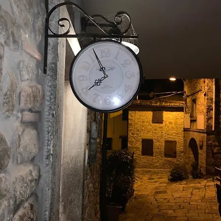 Holiday home Antica Casa In Sasso -
