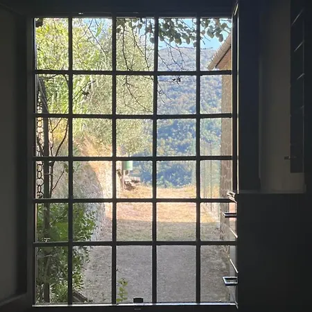 בית נופש Antica Casa In Sasso - Aramo