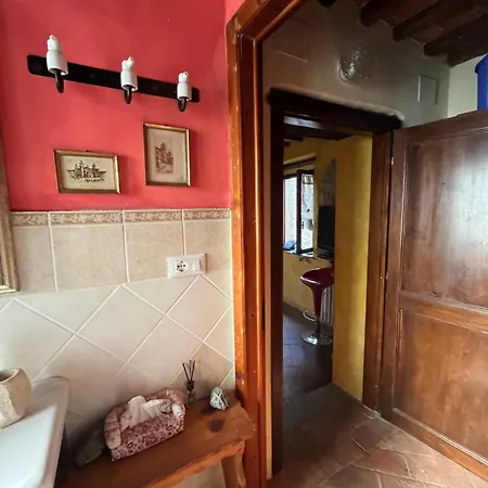בית נופש Antica Casa In Sasso - Aramo